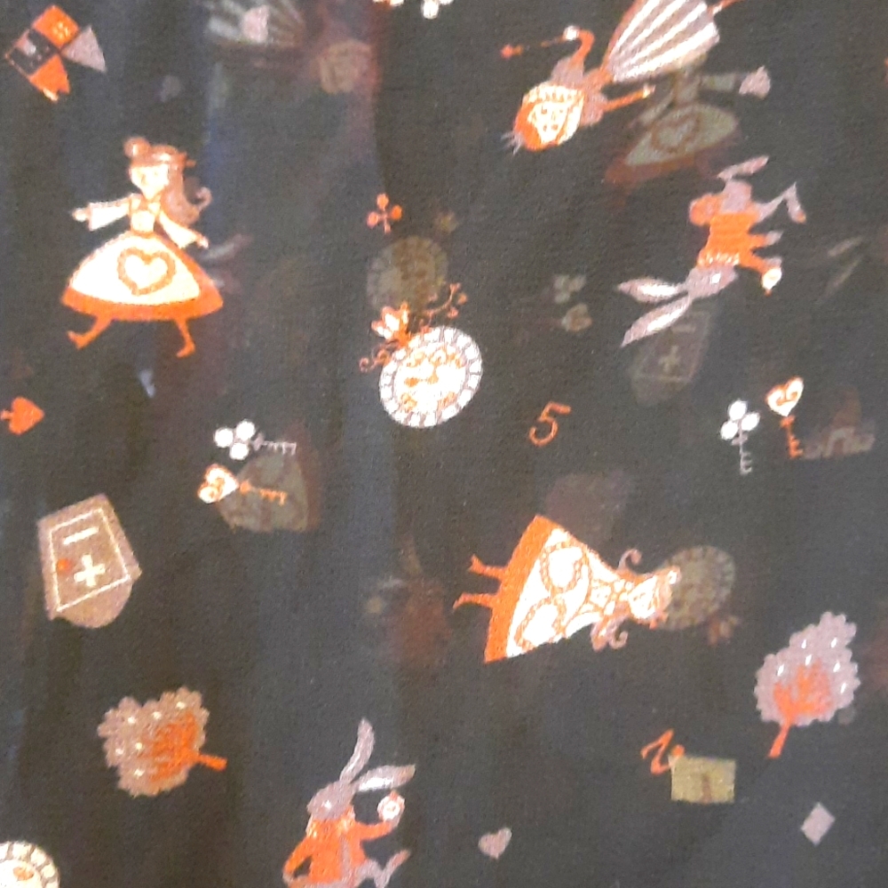 Alice in wonderland shift dress